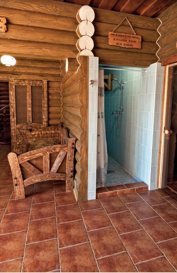 Візит Hotel Bushtyno Bagian luar foto