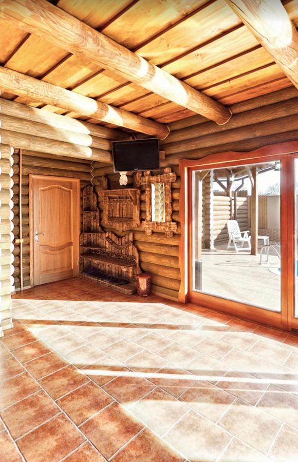 Візит Hotel Bushtyno Bagian luar foto