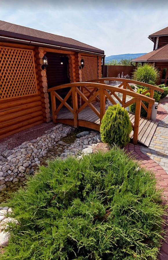 Візит Hotel Bushtyno Bagian luar foto