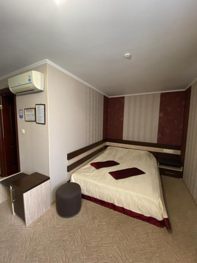 Візит Hotel Bushtyno Bagian luar foto